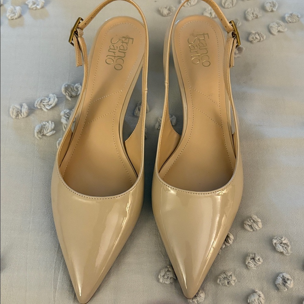 Franco Sarto tan patent sling back heels..
